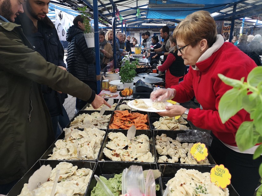 Kraków. Wielkie ucztowanie na koniec sezonu. Art&Food Bazar opanował Kleparz [ZDJĘCIA, WIDEO]