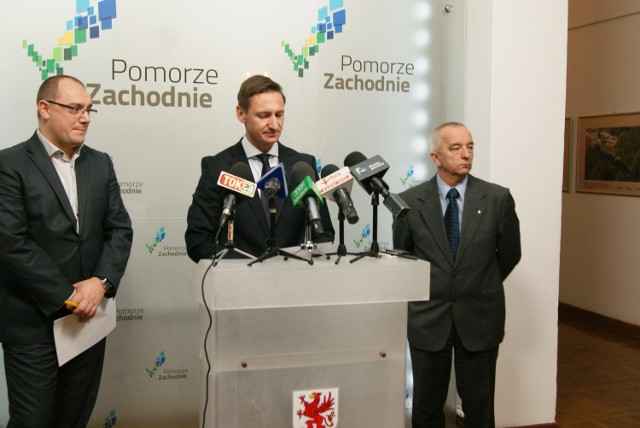 Od lewej: Adam Siwek, prezes TF Silesia, Olgierd Geblewicz, marszałek zachodniopomorski, Grzegorz Huszcz, prezes Szczecińskiego Parku Przemysłowego.