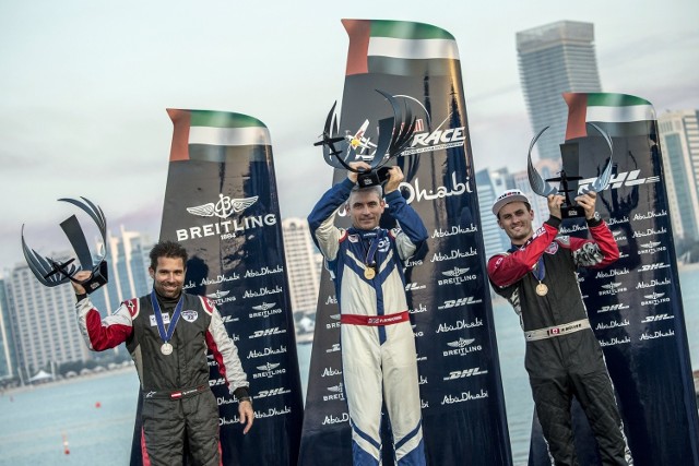 Piloci zmagający się w mistrzostwach świata mają za sobą pierwszy przystanek zawodów - Abu Dhabi