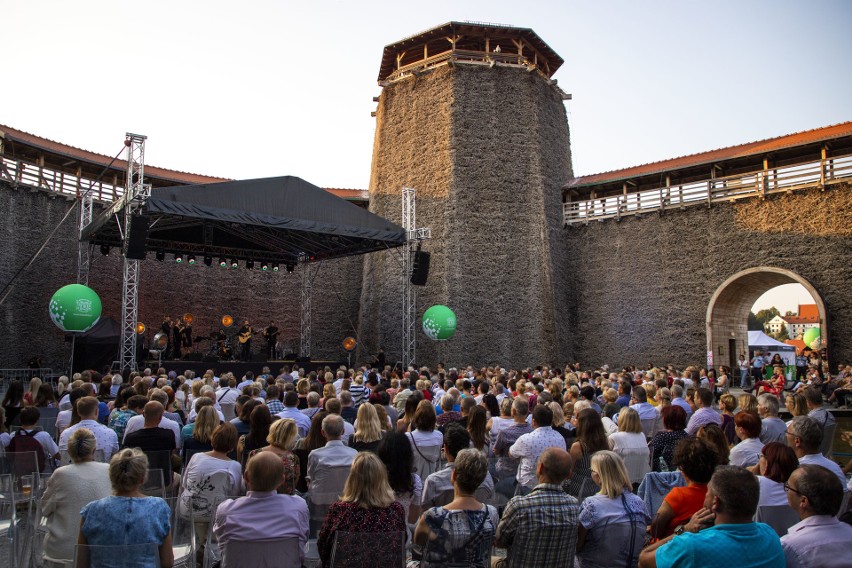 Wieliczka. Muzyczna uczta w tężni solankowej. Wystąpił Marek Piekarczyk [ZDJĘCIA]