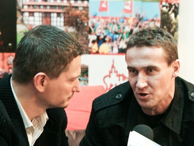 Radosław Michalski, były reprezentant Polski, podczas rozmowy na Amber Cup z Rafałem Szymańskim. 