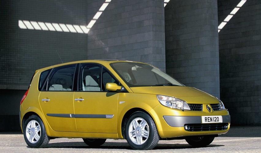 Renault Scenic (rocznik 2003, typ JM)...