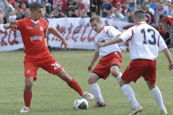 W piątkowym sparingu gola dla Widzewa zdobył Piotr Grzelczak.