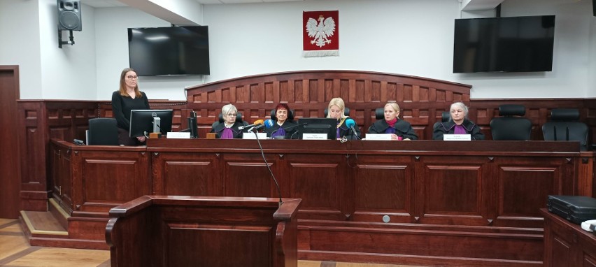 We wtorek Sąd Okręgowy w Słupsku skazał na łączną karę 10 i...