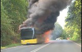 Pożar autobusu na granicy Tarnowskich Gór i Bytomia. DK11 nieprzejezdna. Trwają prace porządkowe
