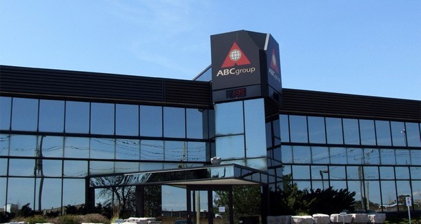 ABC Group ma siedzibę w Toronto. Firma zajmuje się produkcją systemów samochodowych i ich komponentów