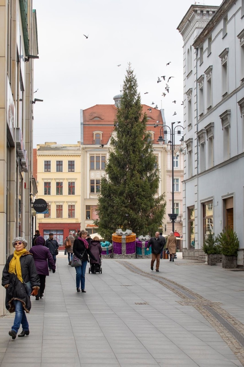 Ma 18 metrów wysokości i widać ją doskonale z Mostu...