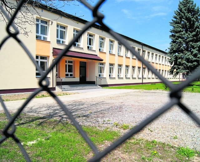 Belgowie mają się zainstalować w budynku opuszczonej szkoły