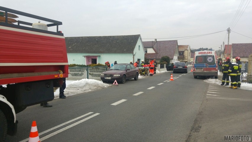 Wypadek w Smolarni na DK 414.