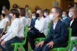 Minister Adam Niedzielski dla "DGP" w sprawie obostrzeń: Szkół nie zamkniemy