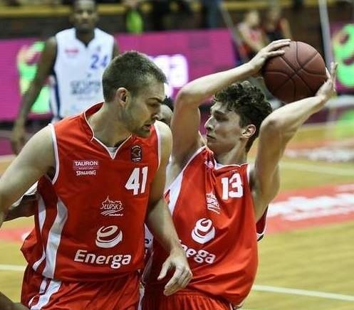 Tauron Basket Liga: Energa Czarni Słupsk &#8211; Polpharma Starogard (niedziela, godz. 18, hala Gryfia przy ul. Szczecińskiej.