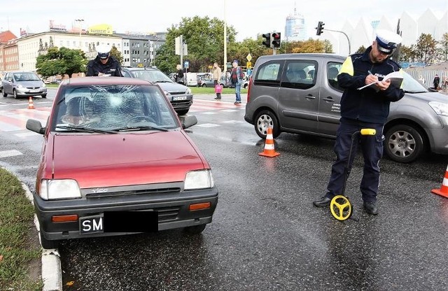 Potrącenie w okolicy Bramy Królewskiej w Szczecinie.