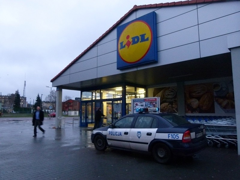 W piątek (19 grudnia) policjanci pojechali do sklepu Lidl...