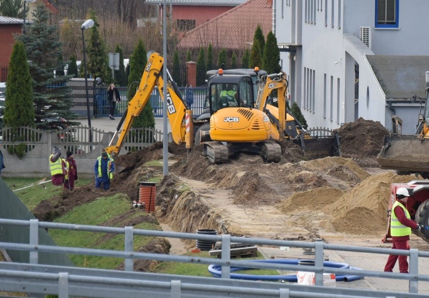 Szpital tymczasowy w Ostrołęce. Prace idą pełną parą. 20.11.2020. Zdjęcia