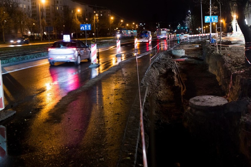 Kraków. Inwestycja dewelopera i utrudnienia w ruchu na al. Pokoju [ZDJĘCIA, WIZUALIZACJE]