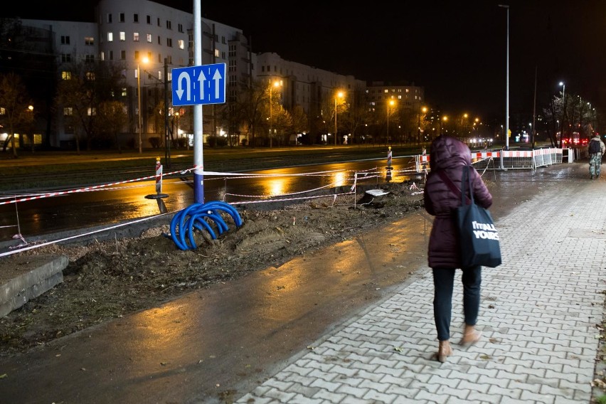 Kraków. Inwestycja dewelopera i utrudnienia w ruchu na al. Pokoju [ZDJĘCIA, WIZUALIZACJE]