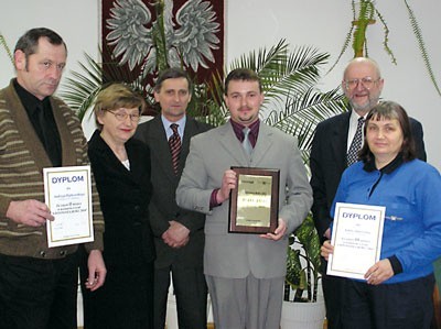 Laureaci i organizatorzy konkursu. Od lewej A. Dąbkowski, M. Pyskło, M. Daszewski, P. Falba, A. Kustusz, S. Dębowska