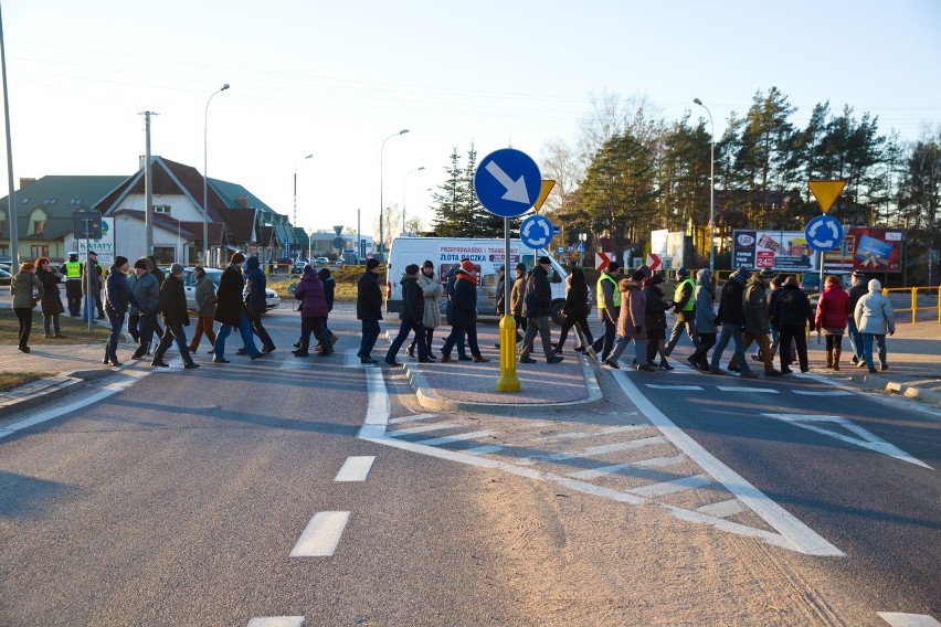 Protestujący w obronie gminy Grabówka zapowiadają, że...