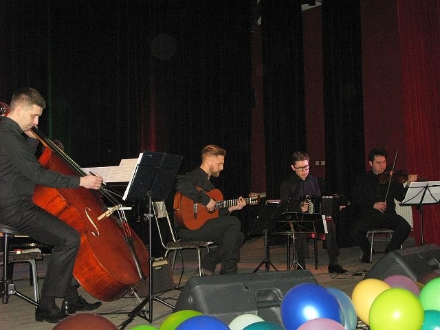 Quinteto Rapido zagrali między innymi utwory  Astora Piazzoli.