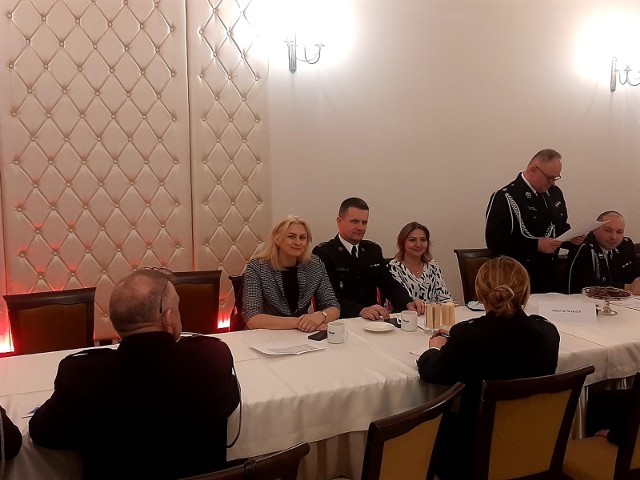 W spotkaniu uczestniczyła poseł Agnieszka Górska (z lewej) czy wicestarosta Anita Gołosz.
