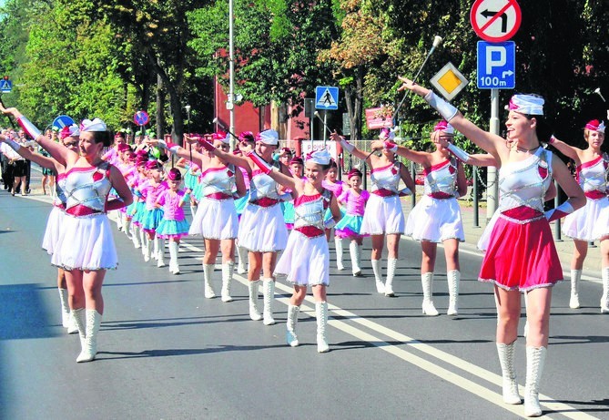 Zaprezentowała się Reprezentacyjna Sekcja Taneczna Mażoretek...