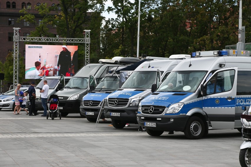 Święto Policji na pl. Wolności [ZDJĘCIA]