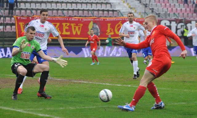 W ten sposób Bartłomiej Pawłowski strzelił gola w meczu z Piastem w Łodzi
