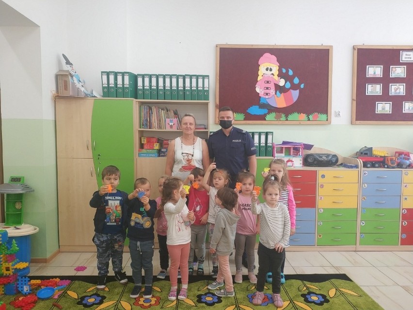 Nauczyciel na medal w powiecie włoszczowskim. Elżbieta Treścińska z przedszkola w Moskorzewie kocha pracę z małymi dziećmi. Poznaj ją