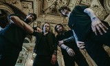 Krakowska grupa rockowa Sick Saints debiutuje piosenką "Diffenbachia". Teledysk nakręcono w Teatrze Słowackiego 