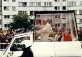 44. rocznica wyboru Karola Wojtyły na papieża. Tak wyglądały pielgrzymki Jana Pawła II do Wrocławia [ARCHIWALNE ZDJĘCIA]