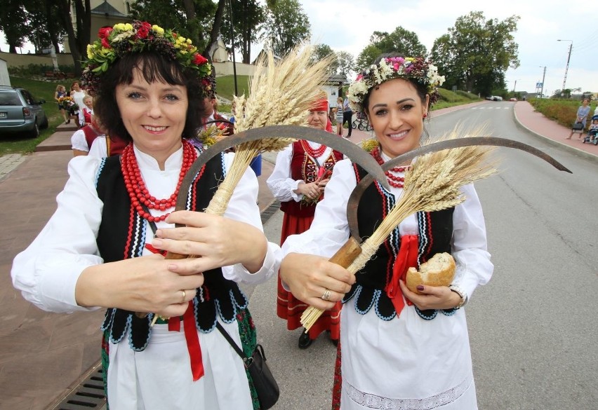 Dożynki w Daleszycach. Wielkie podziękowanie za plony (WIDEO, zdjęcia)