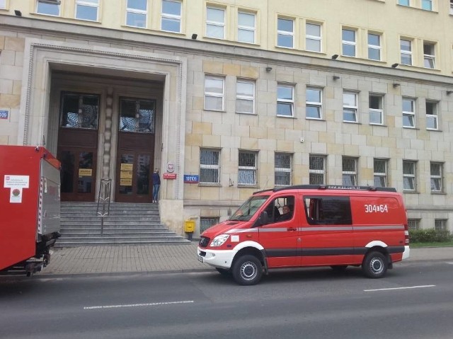 Kobieta oblana kwasem wprost z sądu w Łodzi trafiła do oparzeniówki w Siemianowicach Śląskich