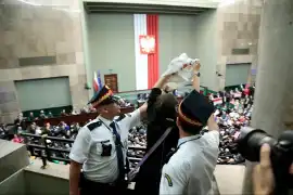 Adam Glapiński zaprzysiężony. Jachirę wyprowadziła Straż Marszałkowska [WIDEO]