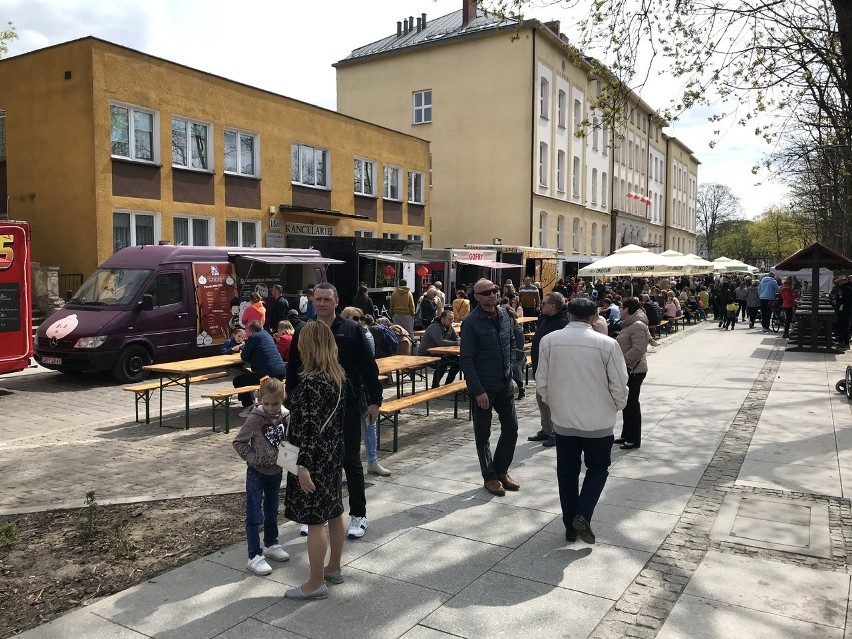 Majówka w Słupsku. Spacer słupskimi bulwarami i food trucki 