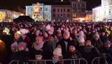 Magiczne Święta na Starówce w Bielsku-Białej. Zobacz ZDJĘCIA i WIDEO. Tłum ludzi, świetny koncert Kayah i mnóstwo innych atrakcji