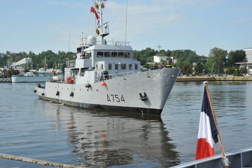 Szkolne okręty Marynarki Francuskiej przypłynęły do Gdyni [ZDJĘCIA]