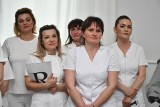 Czepkowanie studentek pielęgniarstwa Wyższej Szkoły Umiejętności Zawodowych w Pińczowie. Zobacz zdjęcia i film 