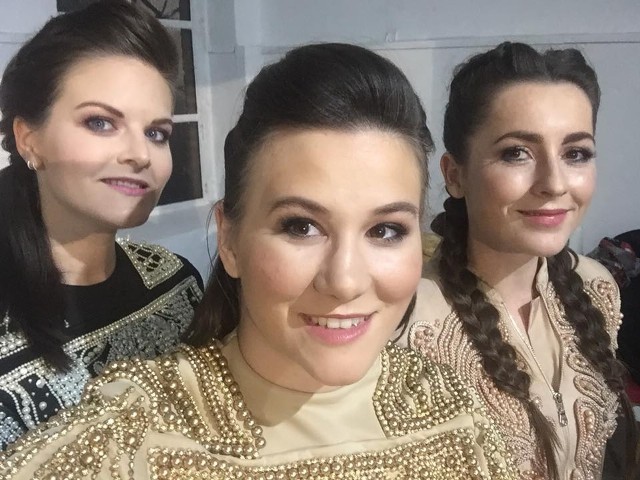 Frele, czyli trio, które śpiewa „fest dobre szlagiery po naszymu”. Od lewej: Marcelina Bednarska, Marta Skiba i Magdalena Janoszka.