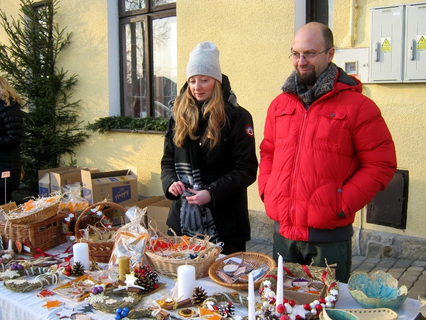 Kiermasz świąteczny z restauracją Stary Dworzec