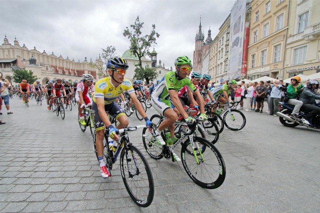 W Tour de Pologne wystąpi Rafał Majka. Wczoraj na Rynku powitali go krakowianie.