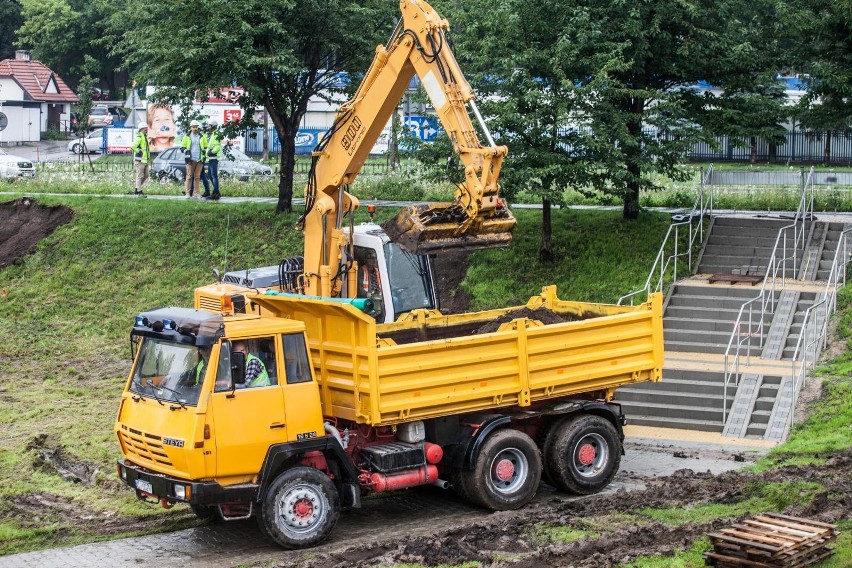 Kraków. Budowa Trasy Łagiewnickiej oficjalnie otwarta [ZDJĘCIA] 