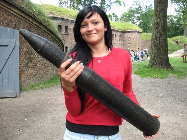 W tym muzeum wszystko można dotknąć. Na zdjęciu pani Aleksandra, od której można kupić niezwykłe pamiątki