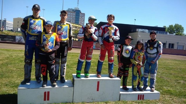 Wiktor Przyjemski i Krzysztof Lewandowski na najwyższym stopniu podium