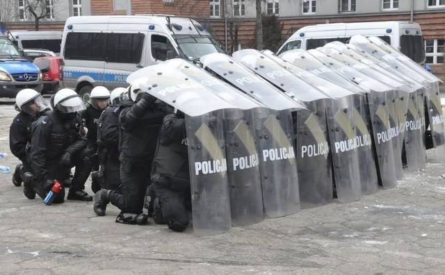 Policja i inne służby mundurowe podległe MSWiA dostaną podwyżki