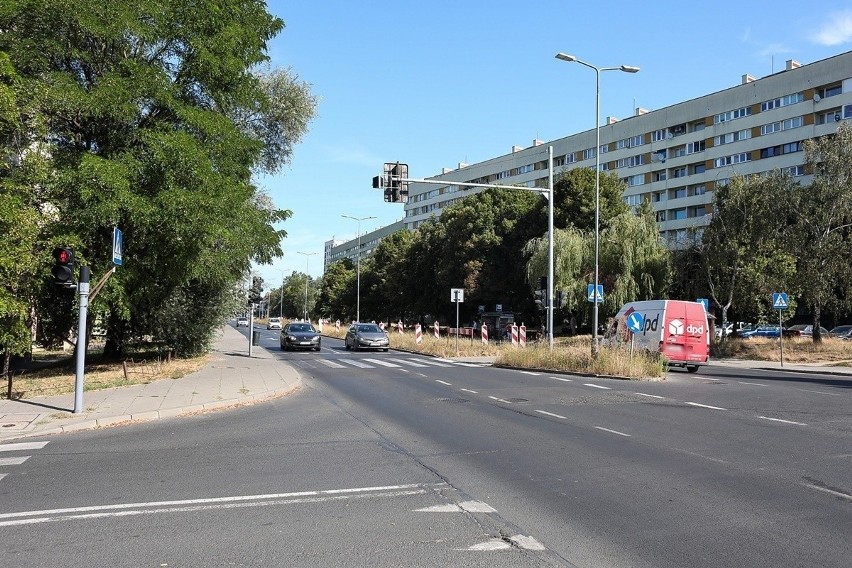 Od soboty utrudnienia na Santockiej. Rusza duży remont kanalizacji oraz skrzyżowania 