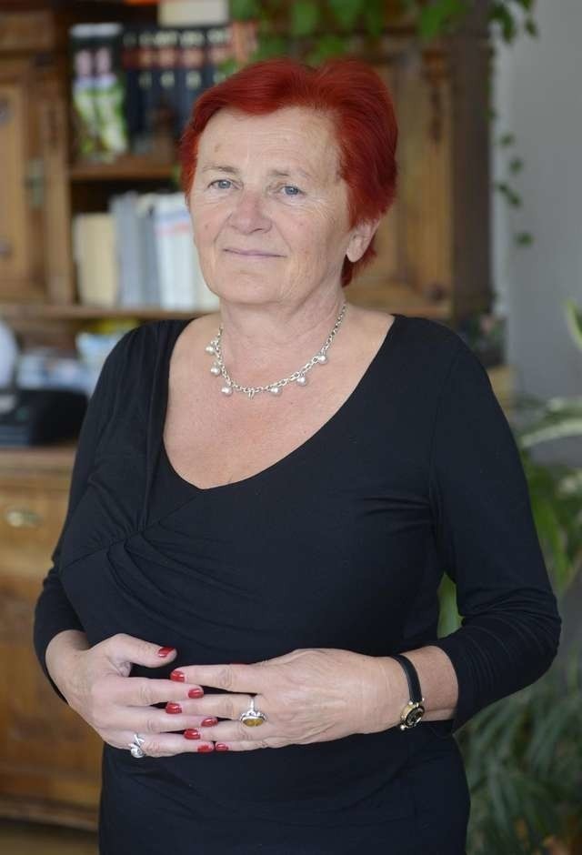 Radca Ewa Łozińska-Małkiewicz pomaga w redakcji „Nowości”