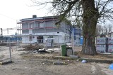 Ostrołęka. Budowa Multicentrum na osiedlu Stacja. Zobaczcie jak zmienia się dworzec kolejowy. 16.02.2022. Zdjęcia