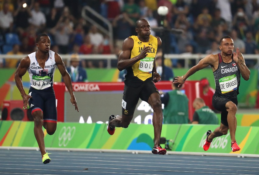 Finał sprintu zgromadził na stadionie lekkoatletycznym...