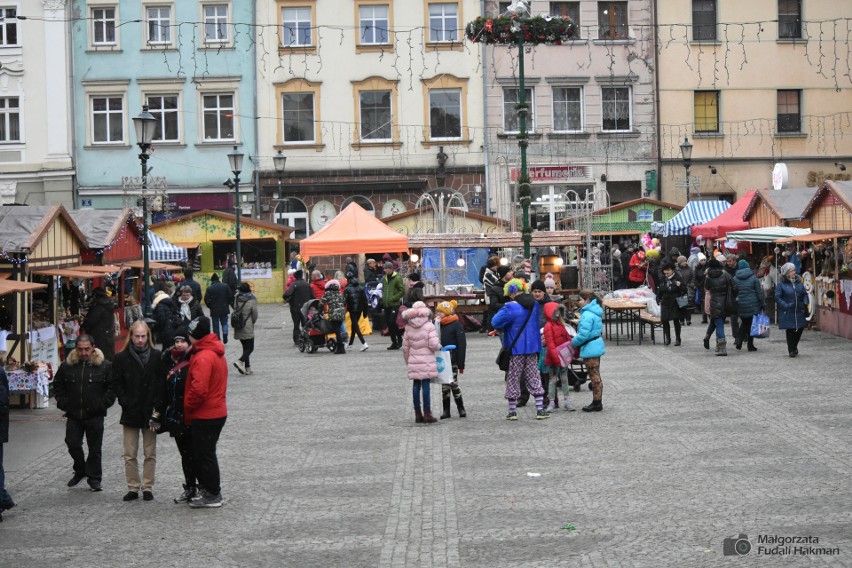 Świąteczne jarmarki odbędą się w Żarach i Żaganiu.