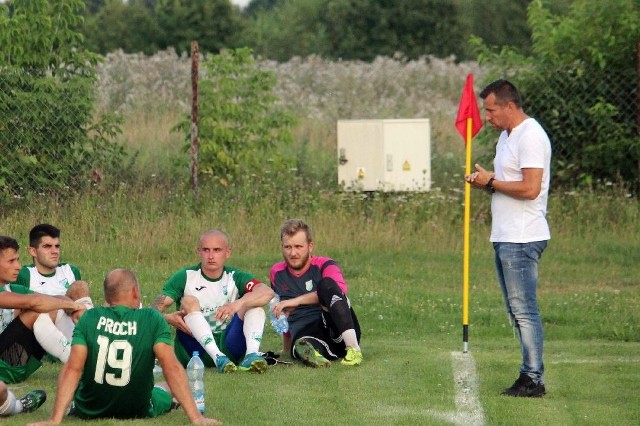 Proch wygrał w pierwszej rundzie z Akcją Jastrzębia